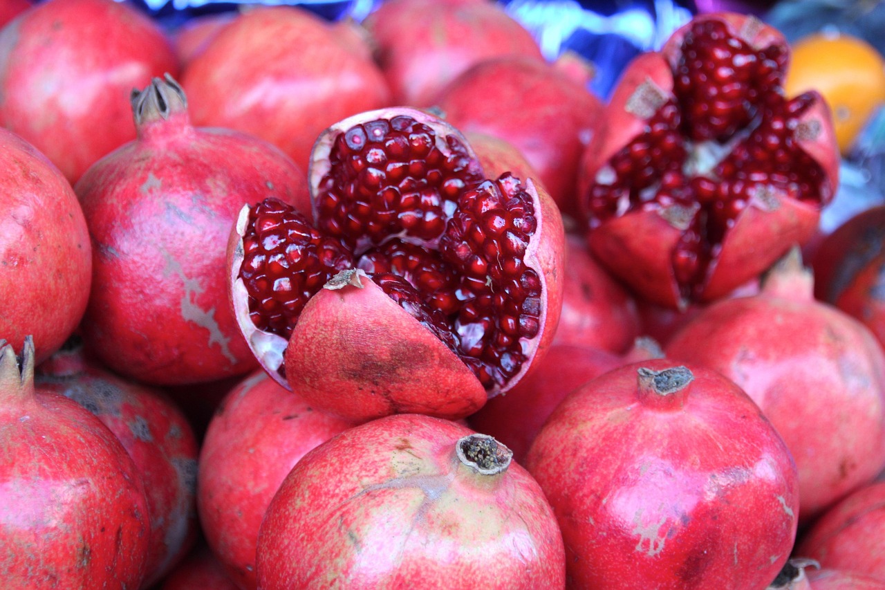 pomegranate, fruit, pomegranates, seeds, pomegranate, pomegranate, pomegranate, pomegranate, pomegranate