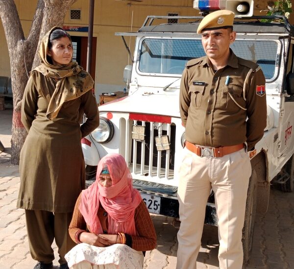 Devar bhabhi murder case धनबाद: पत्नी ने प्रेमी&hellip;