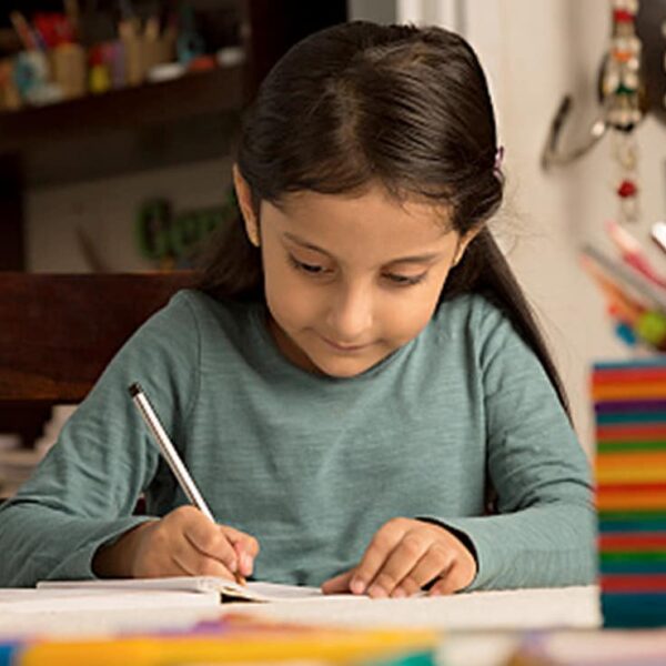 रवि की मेहनत और सफलता